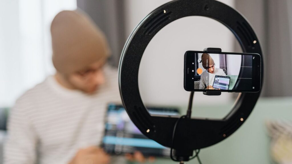 Crear contenido para empresas: el auge del creador UGC sin la exigencia de una gran audiencia