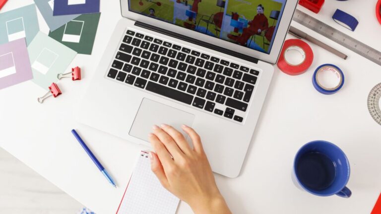 Canva y la democratización del diseño digital: herramientas accesibles para la creación de contenido gráfico