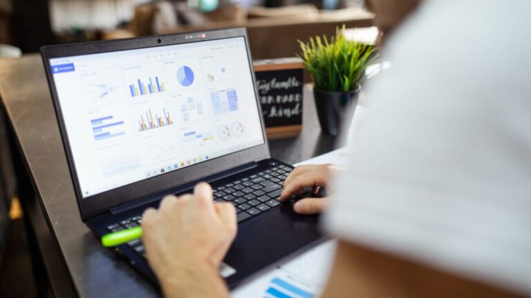 15 formas de ganar dinero desde casa que casi nadie te está contando