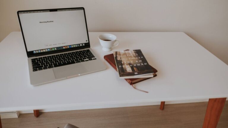 Trabaja desde la comodidad de tu casa: 15 ideas para empezar a generar dinero