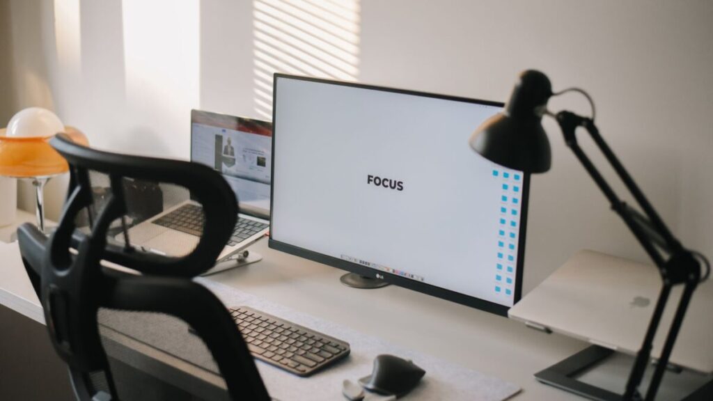 Trabajos online que pueden convertirse en una fuente de ingresos sostenible