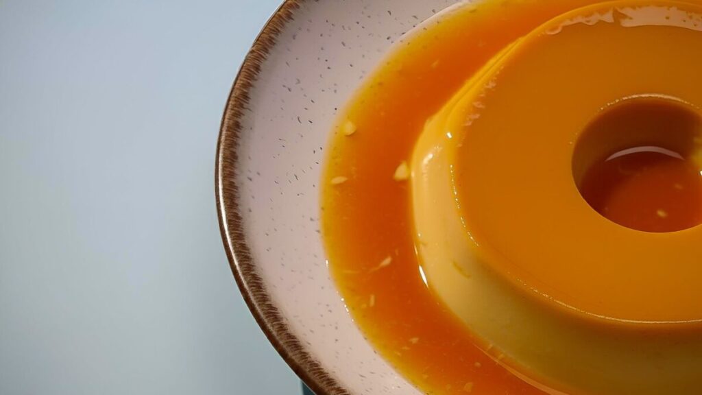 Flan de vainilla ultra cremoso sin complicaciones: El arte de perfeccionar un clásico de la repostería casera