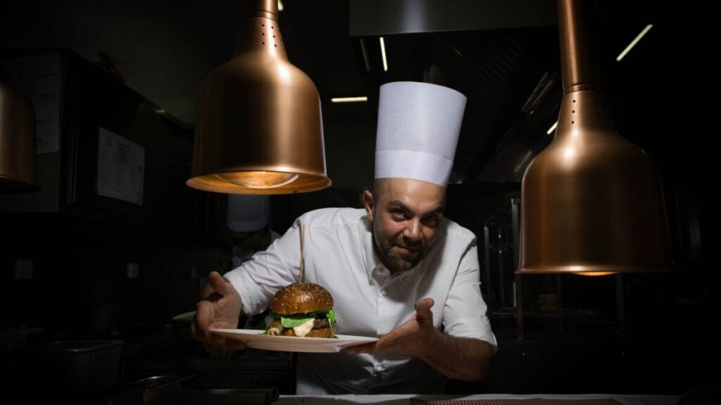 El fenómeno de las recetas gigantes (XXL): Entre el espectáculo visual y la ingeniería culinaria