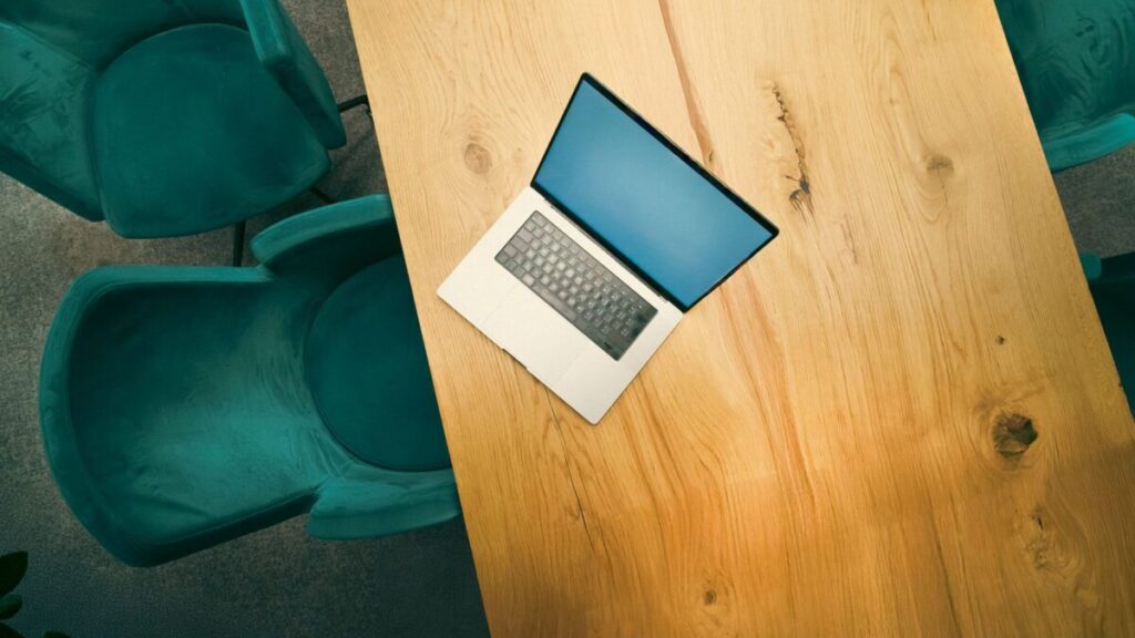 Reclutamiento desde casa: ventajas, desafíos y mejores prácticas en la era digital